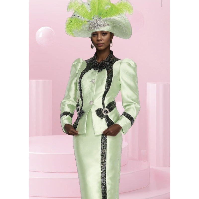 Decorated with Sequins Suit Light Green/Black 8