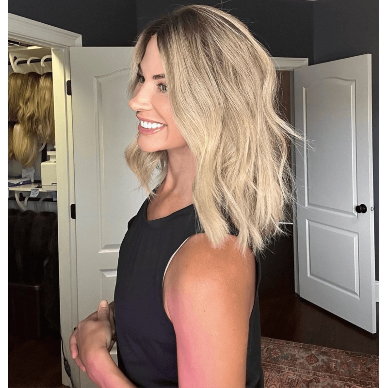 16″ Divine Lace Top Wig Platinum Blonde w/ Reverse Balayage Color Service