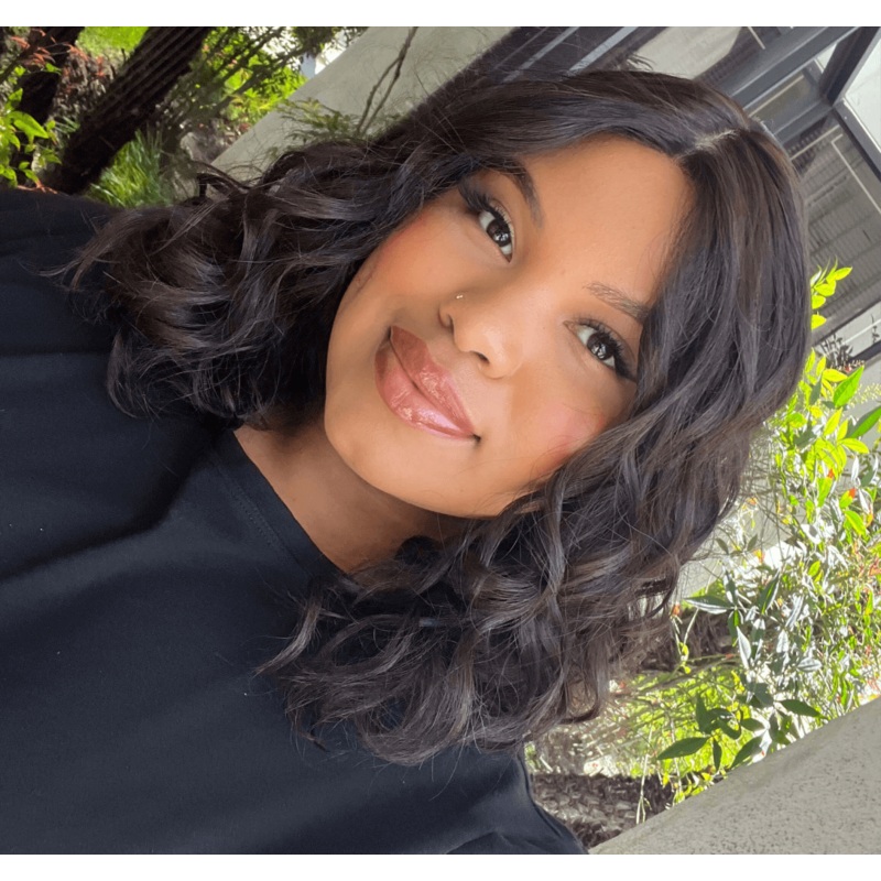 16″ Princess Silk Top Wig Soft Black Wavy