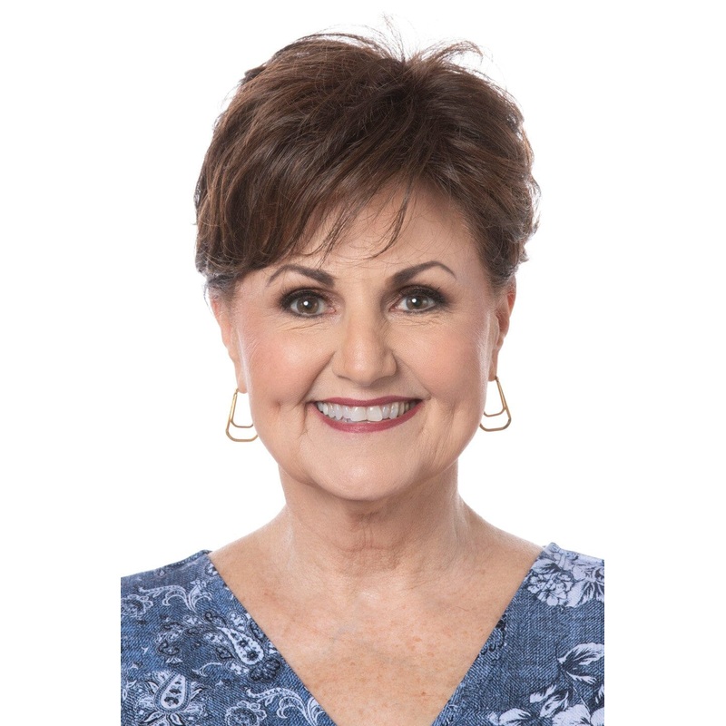 Salon Topper by Toni Brattin Platinum