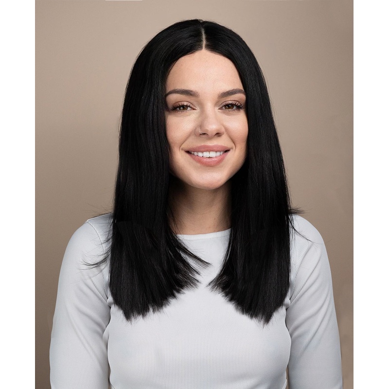 5×5 lace front blunt cut wig – 14″ natural black.