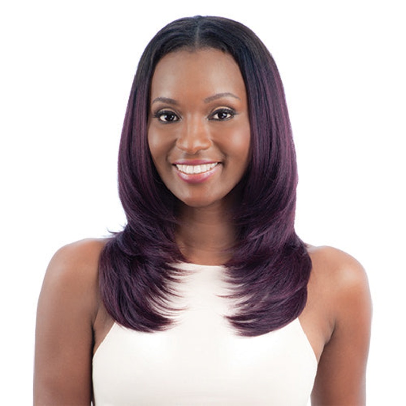 Model Model Oval Part Wig LAYERED CUT 1