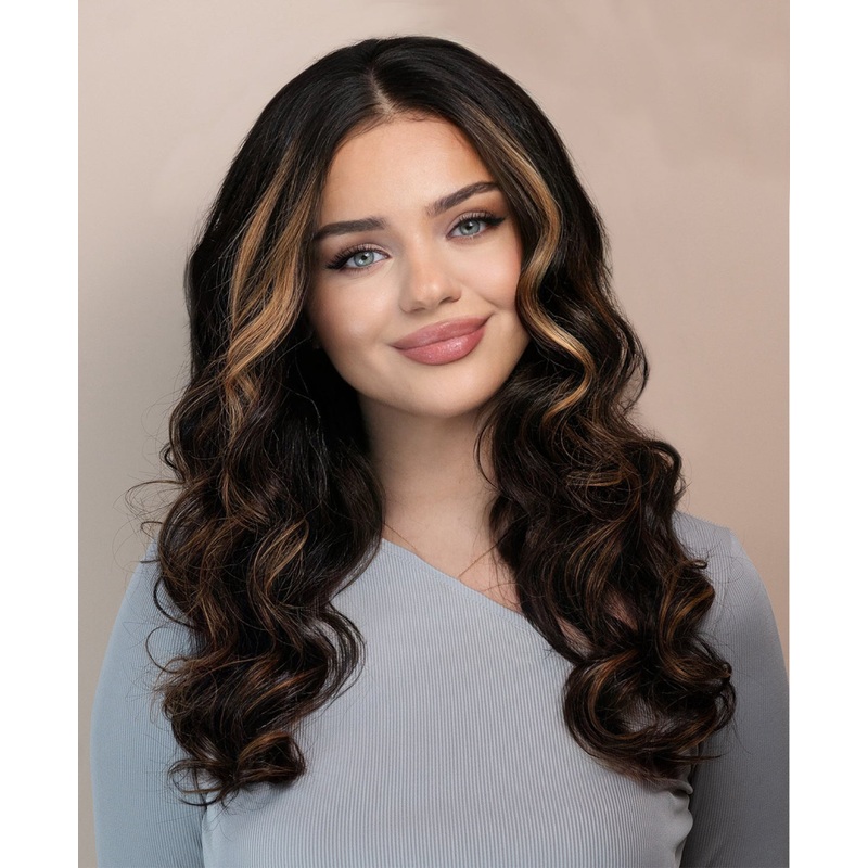 lace front human wig – 20″ blonde moneypiece with balayage.