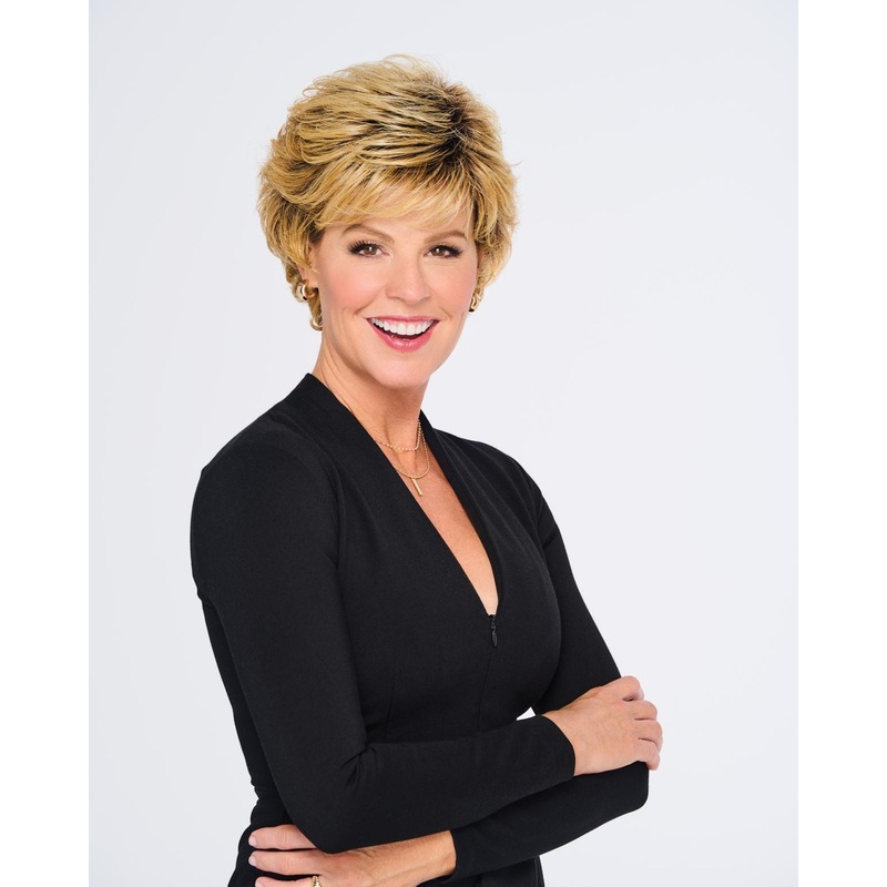 Swept Back Short Cut Wig by Hairdo R11S+ Glazed Mocha