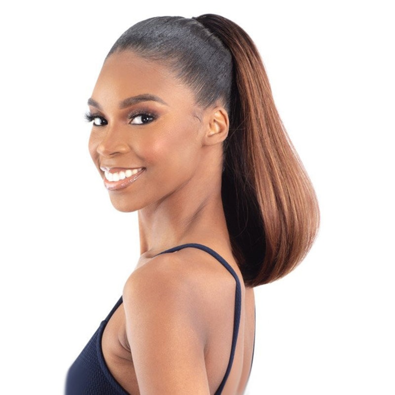 Model Model Miss Divine Human Hair Blend Drawstring Ponytail – YAKI FLIP IN 14″ 1