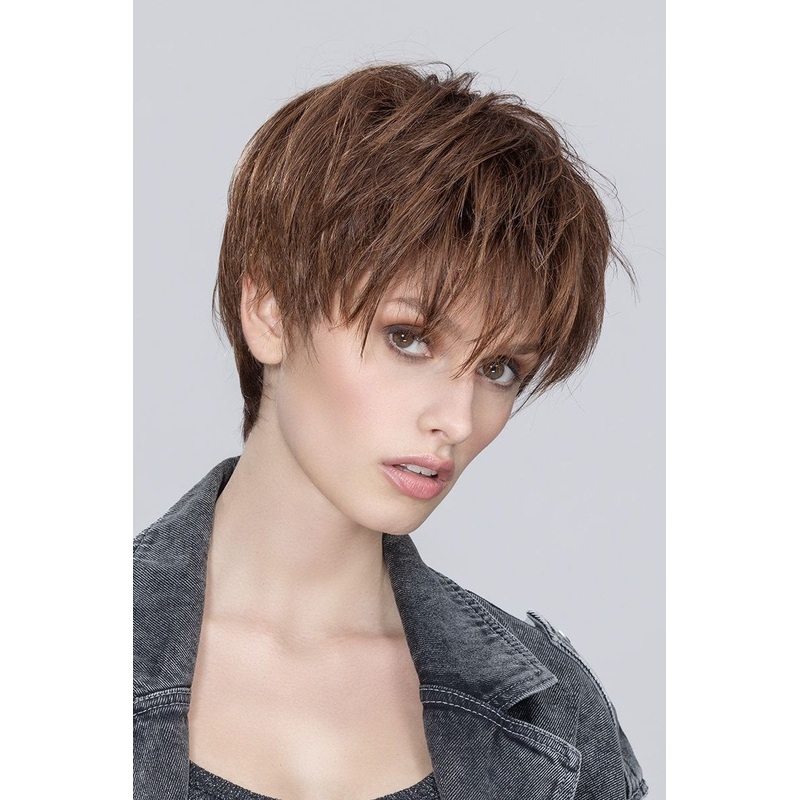 Beat sandy blonde rooted