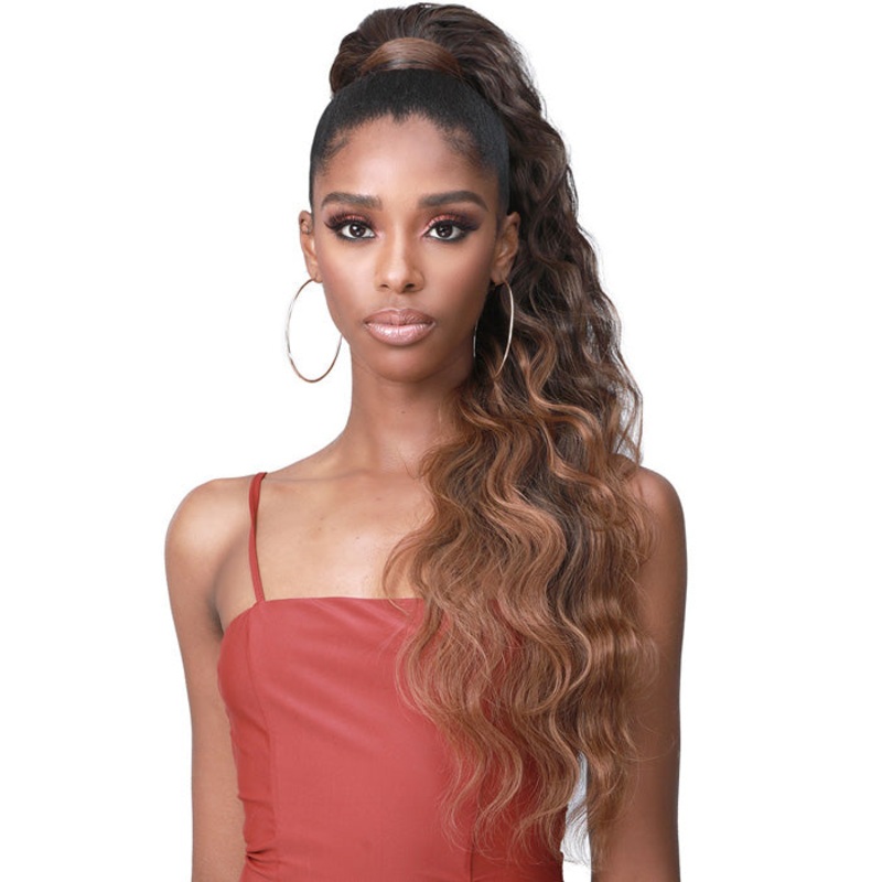 Bobbi Boss Human Hair Blend Tress Up Ponytail – BODY WAVE 28″ NATURAL