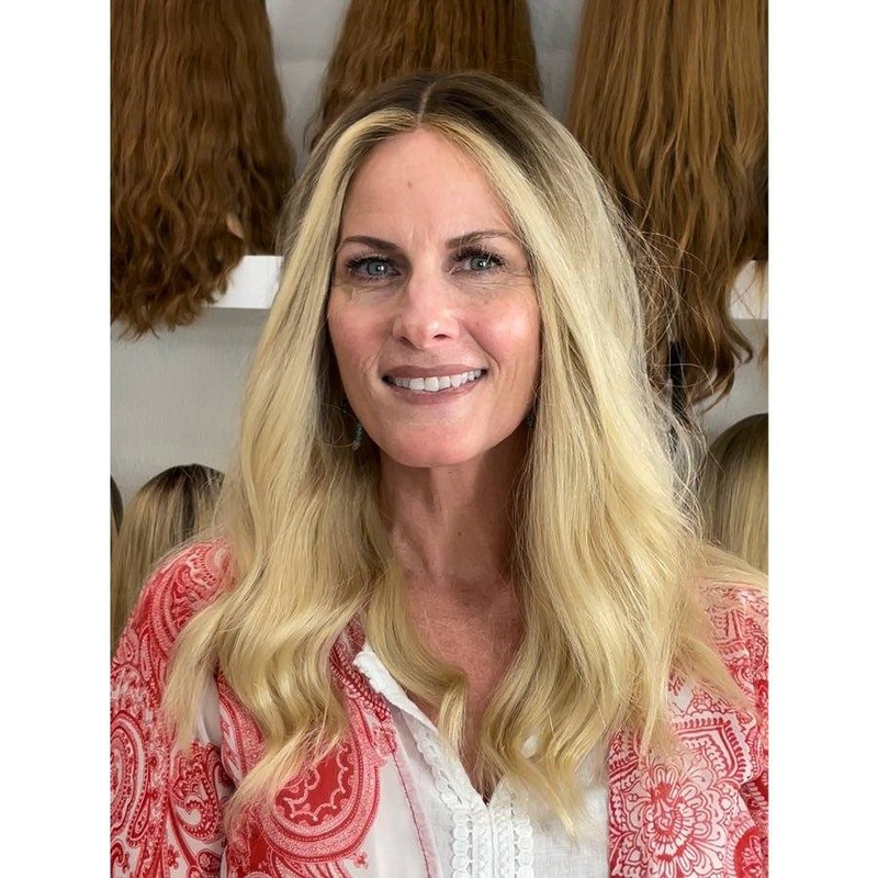 20″ Divine Lace Top Wig Platinum Blonde w/ Reverse Balayage