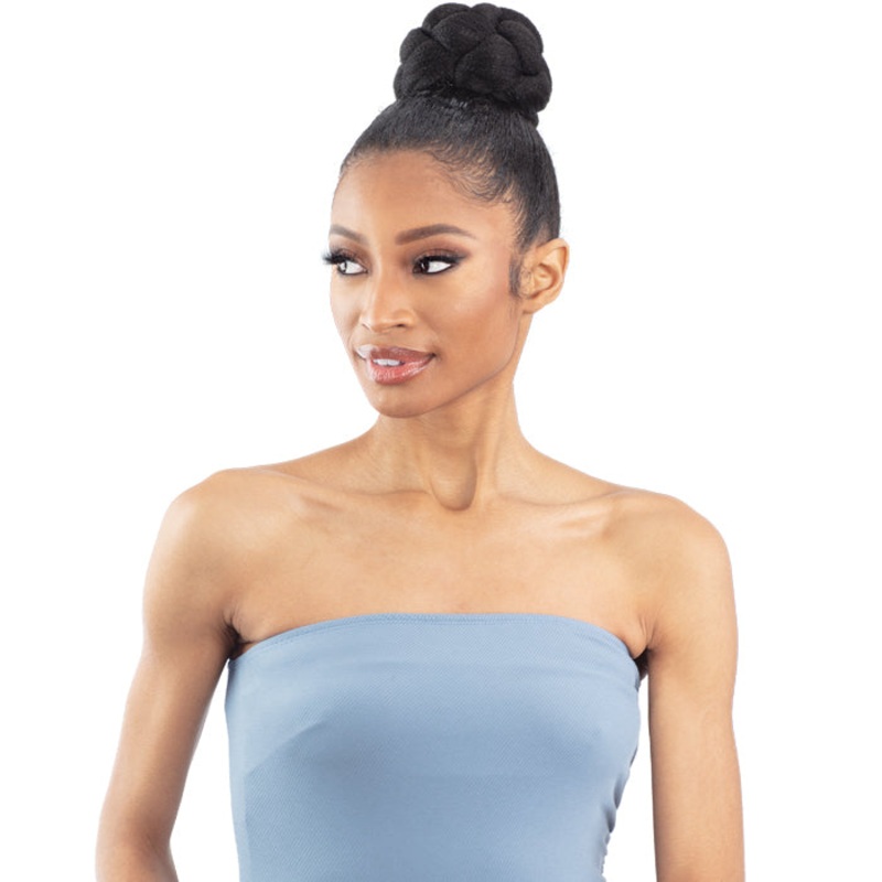 Equal Updo Bun – BRAIDED UPDO 1