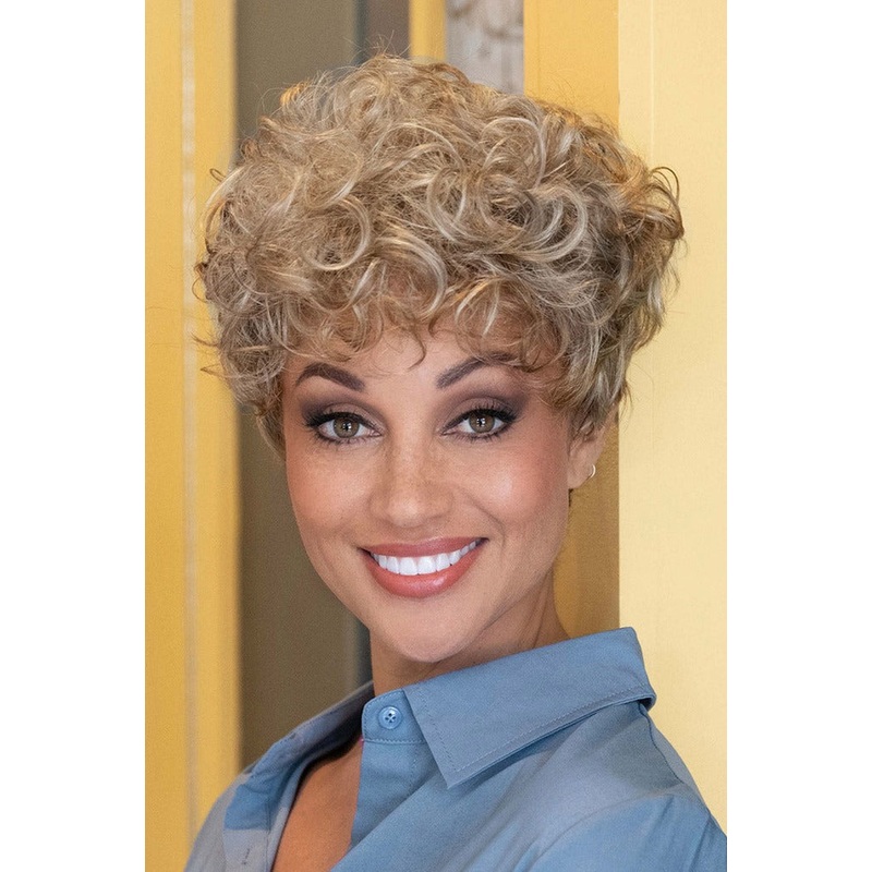 Kaitlyn Almond Breeze