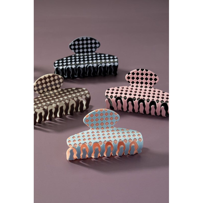 checker pattern hair claw clip Black one size