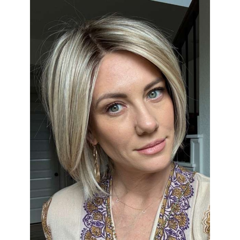 Straight Up With a Twist Elite | Synthetic Lace Front Wig (Hand-Tied) RL10/12