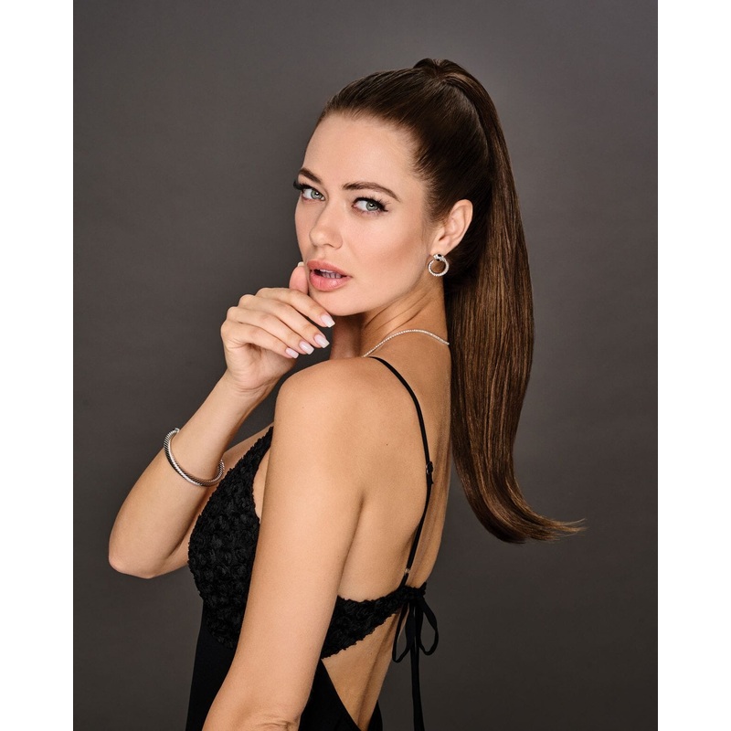 21″ Straight Claw Clip Pony by Hairdo R1 Black