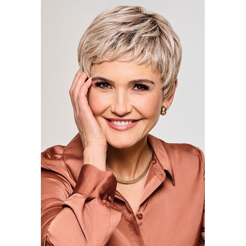 Straight Chic Petite/Average RL16/88 pale golden honey