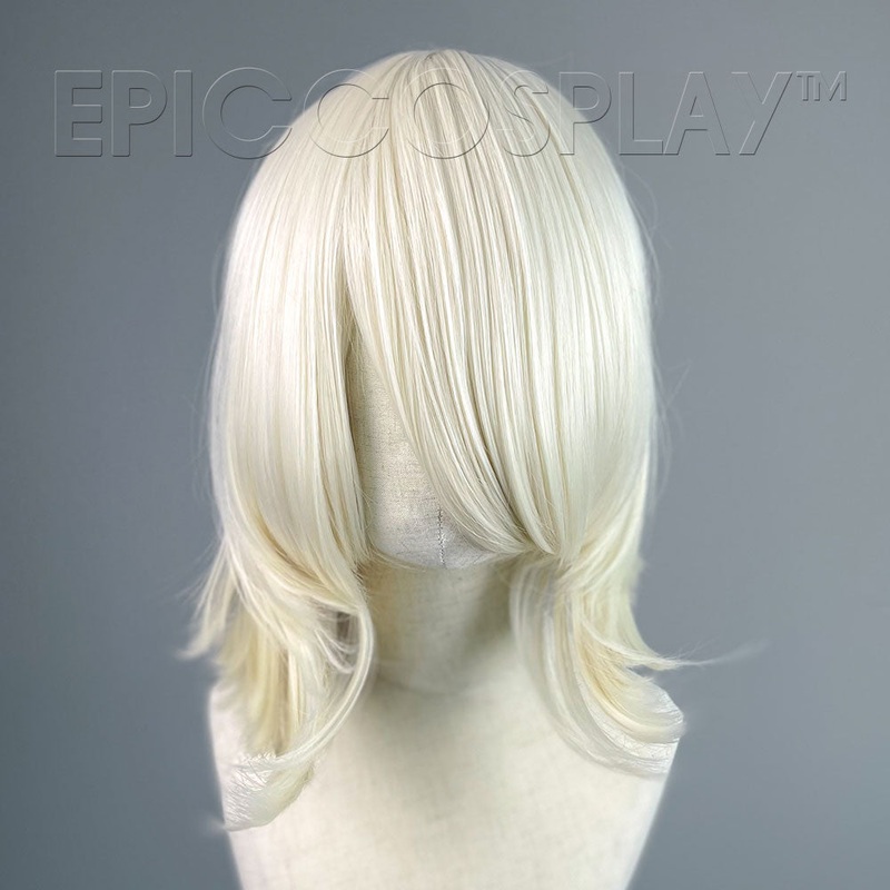 Aura – Platinum Blonde Wig