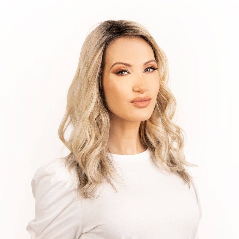 18″ Topaz Lace Top Topper Platinum Blonde w/ Partial Rooting